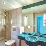Отель Mercure Lille Aeroport 4*