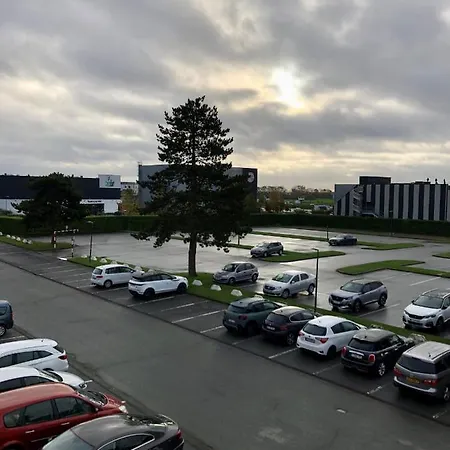 Mercure Lille Aeroport 4*