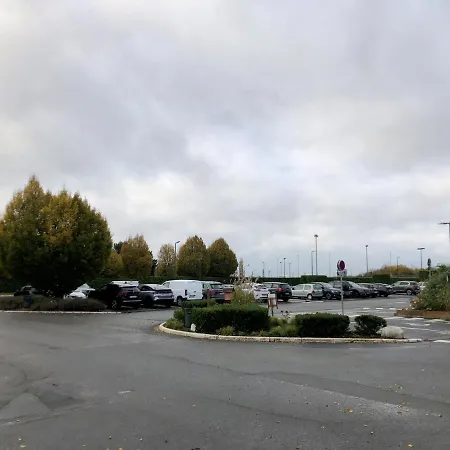Mercure Lille Aeroport 4*