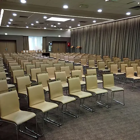 Mercure Lille Aéroport 4* Lesquin