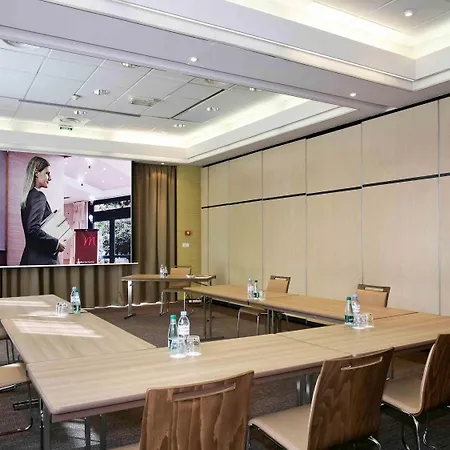 Mercure Lille Aéroport 4* Lesquin