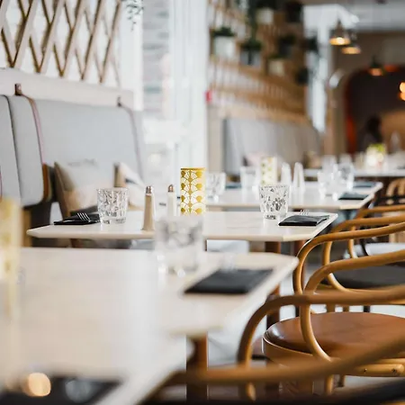 Mercure Lille Aéroport 4*