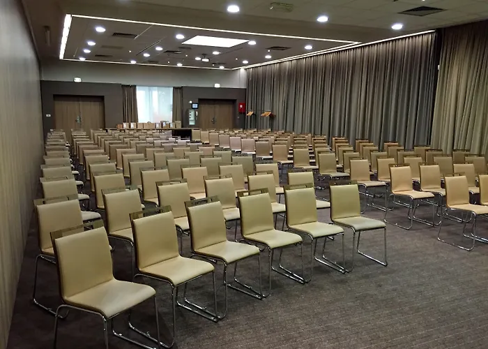 Mercure Lille Aéroport 4* Lesquin