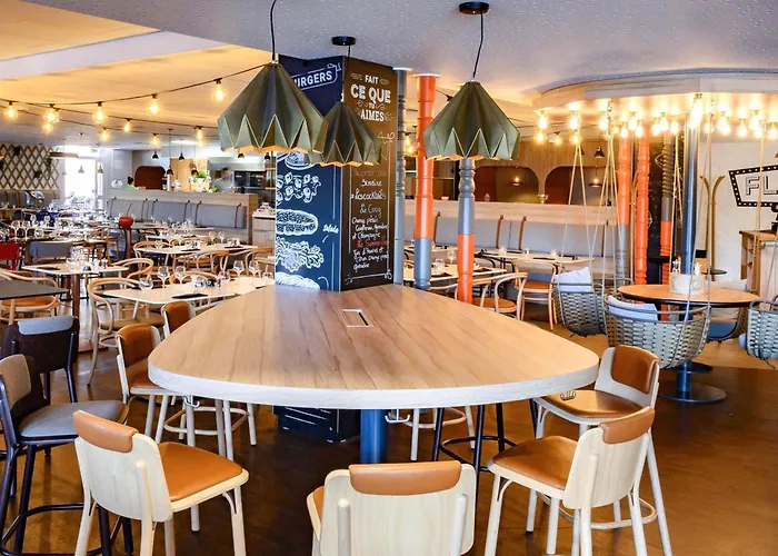 Mercure Lille Aéroport Hotel 4*