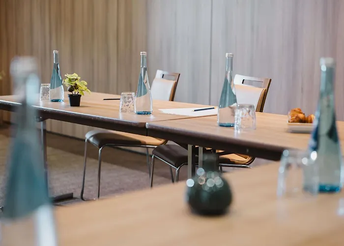 Mercure Lille Aéroport Hotel 4*