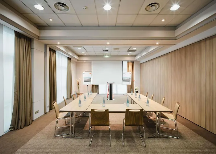 Mercure Lille Aéroport Hotel 4*