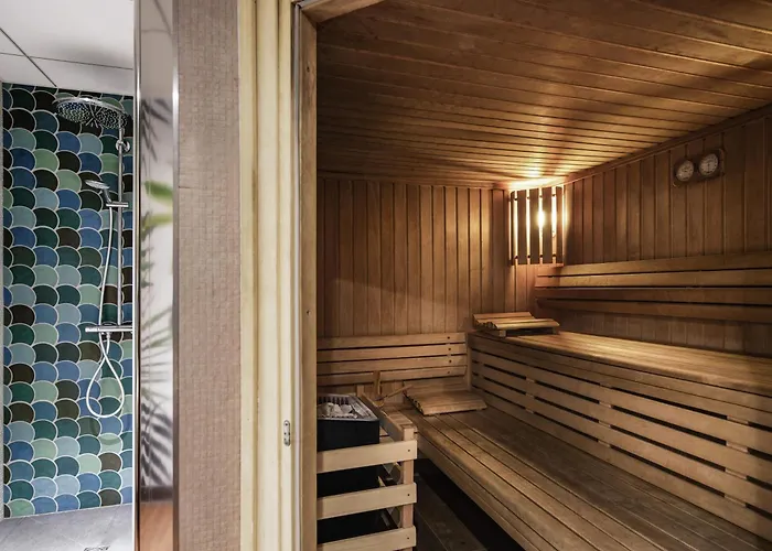 Mercure Lille Aéroport Hotel 4*